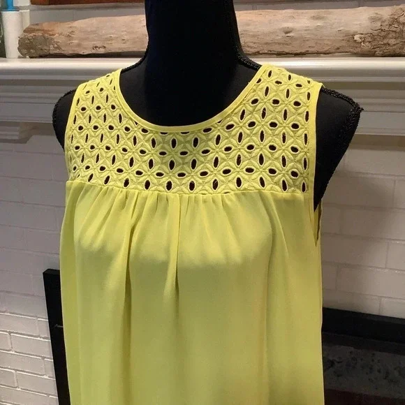 #291 Gorgeous Pleione by Anthropologie Canary Yellow Blouse Size Medium - Picture 2 of 6